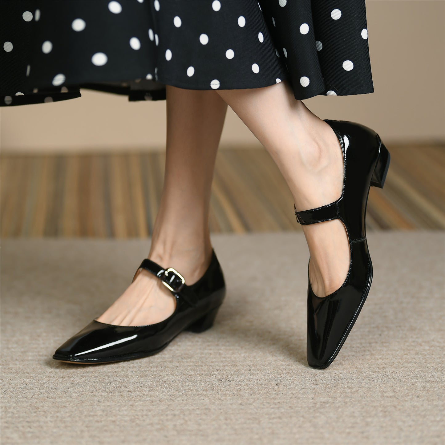 Nine Seven Glossy Patent Leather Women's Handmade Chunky Heel Square Toe Buckle Mary Jane Pumps