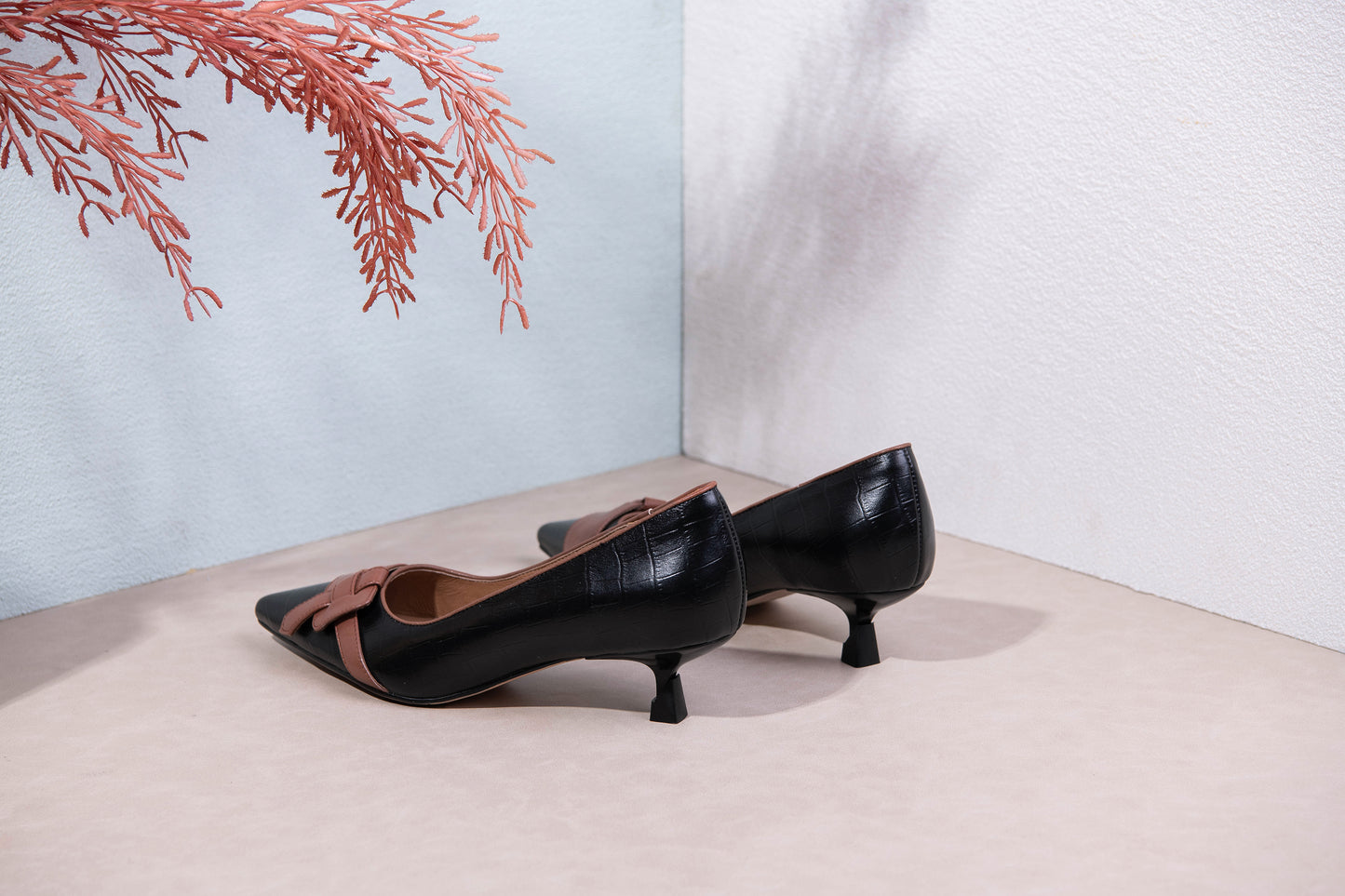 Nine Seven Pointed Toe Handmade Woven Decor Genuine Leather Kitten Heels Women's Pumps Shoes