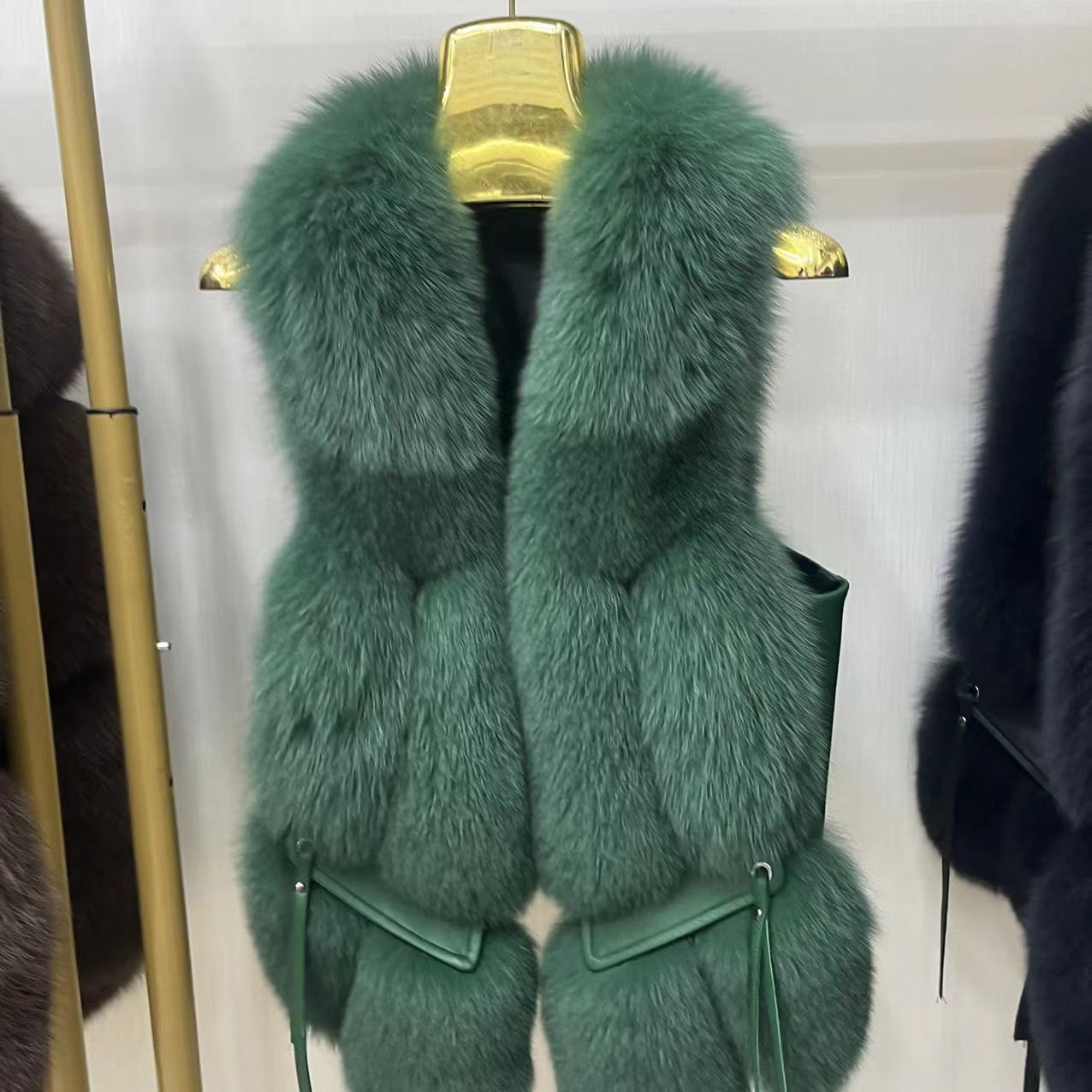 Nine Seven Women's Winter Fox Fur Vest Customization