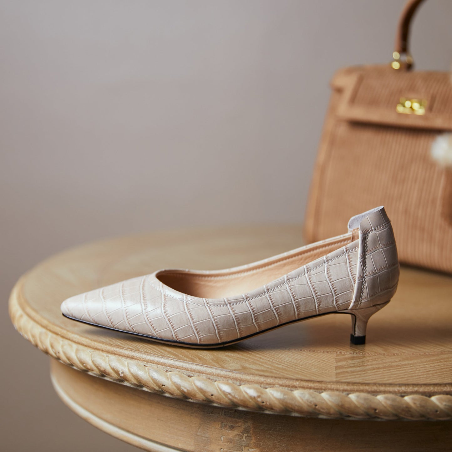 Nine Seven Women's Handmade Genuine Leather Pointed Toe Low Kitten Heel Slip On V-Shaped Retro Pump Shoes