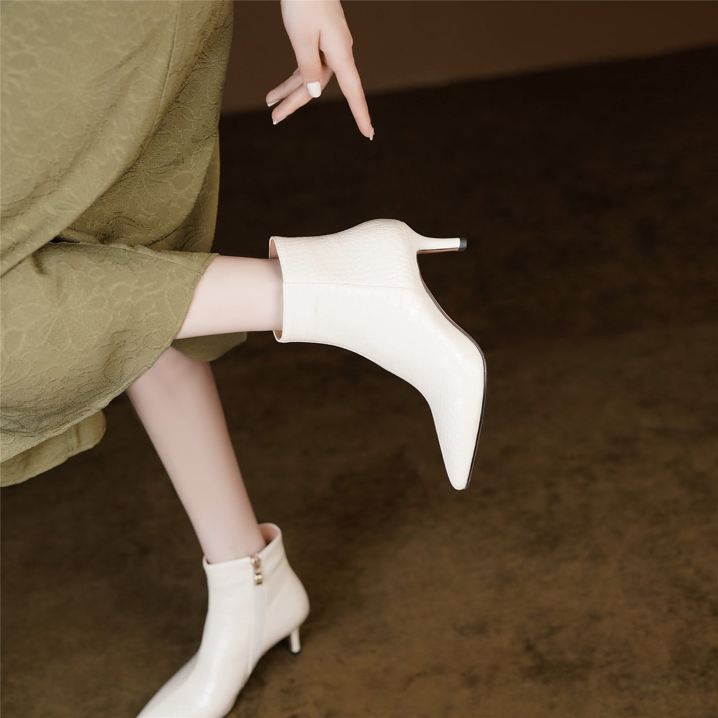 Nine Seven Women's Pointed Toe Genuine Leather Handmade Side Zipper Stiletto Mid Heels Elegant Ankle Boots