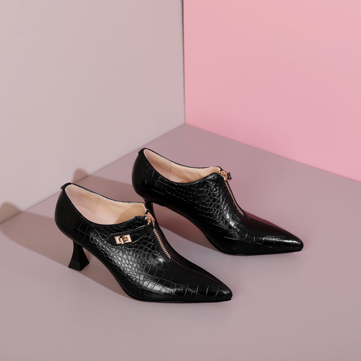 Nine Seven Genuine Leather Women's Handmade Pointed Toe Front Zipper Checkered Oxford Pumps