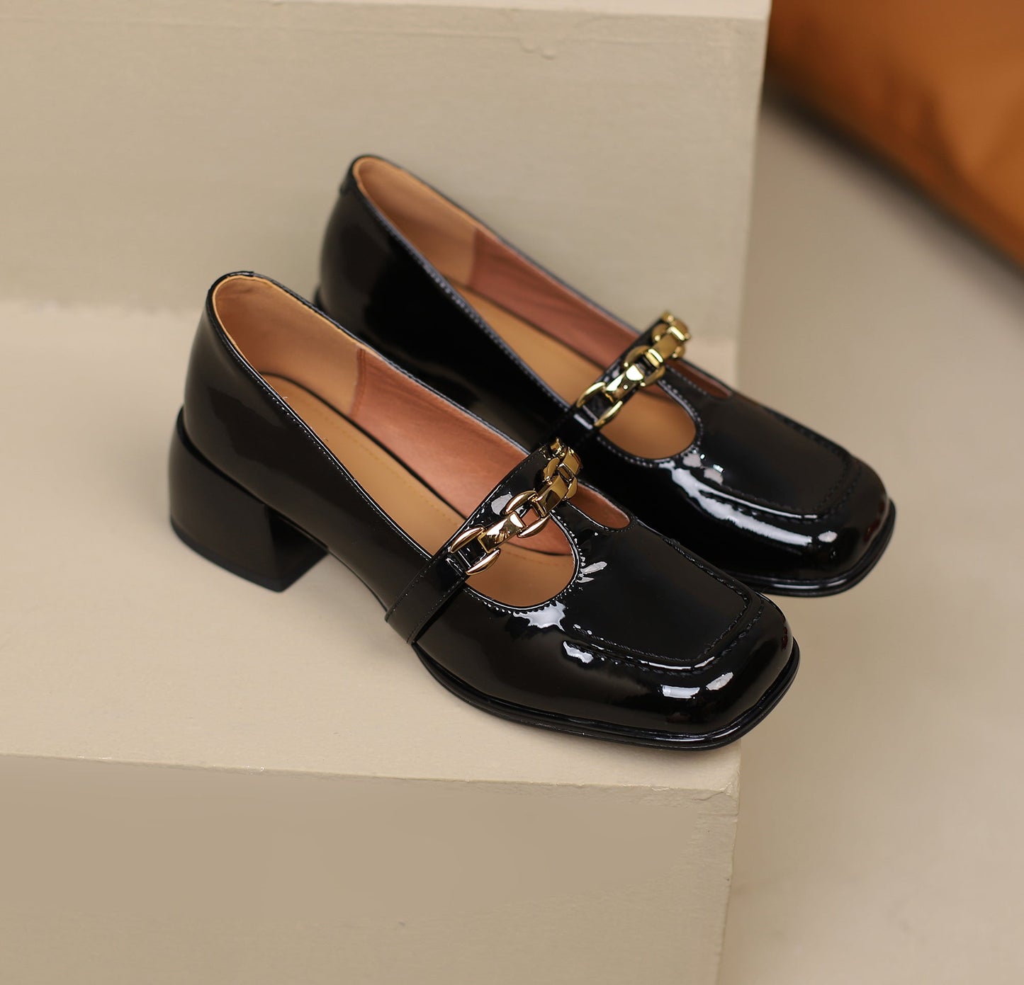 Nine Seven Handmade Women's Patent Leather Chain T-Strap Square Toe Low Chunky Heel Mary Janes Pumps Shoes