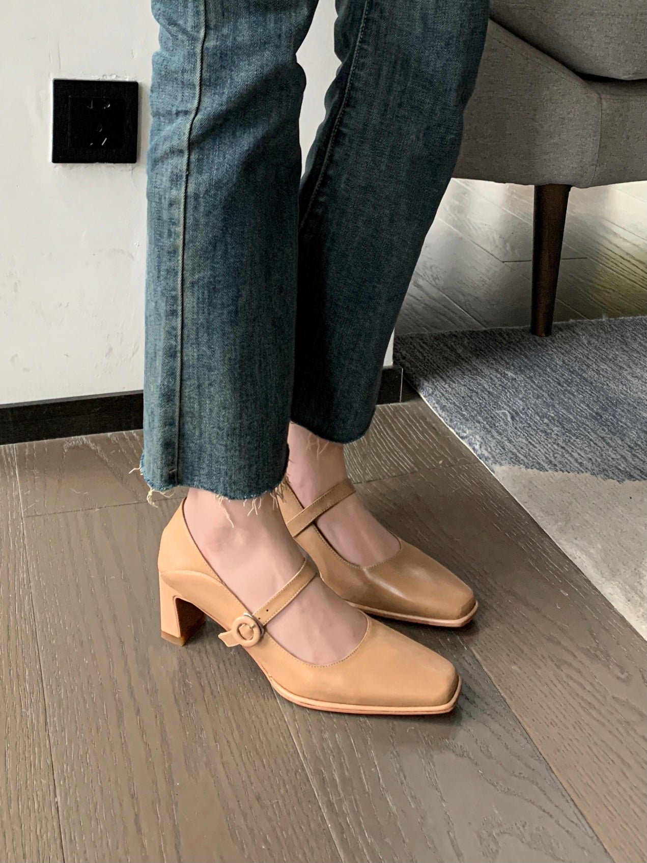 Nine Seven Women's Genuine Leather Handmade Classic Square Toe Mid Heel Buckle Closure Mary Jane Pumps